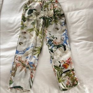 Beautiful pair of floral print pants by  Zara